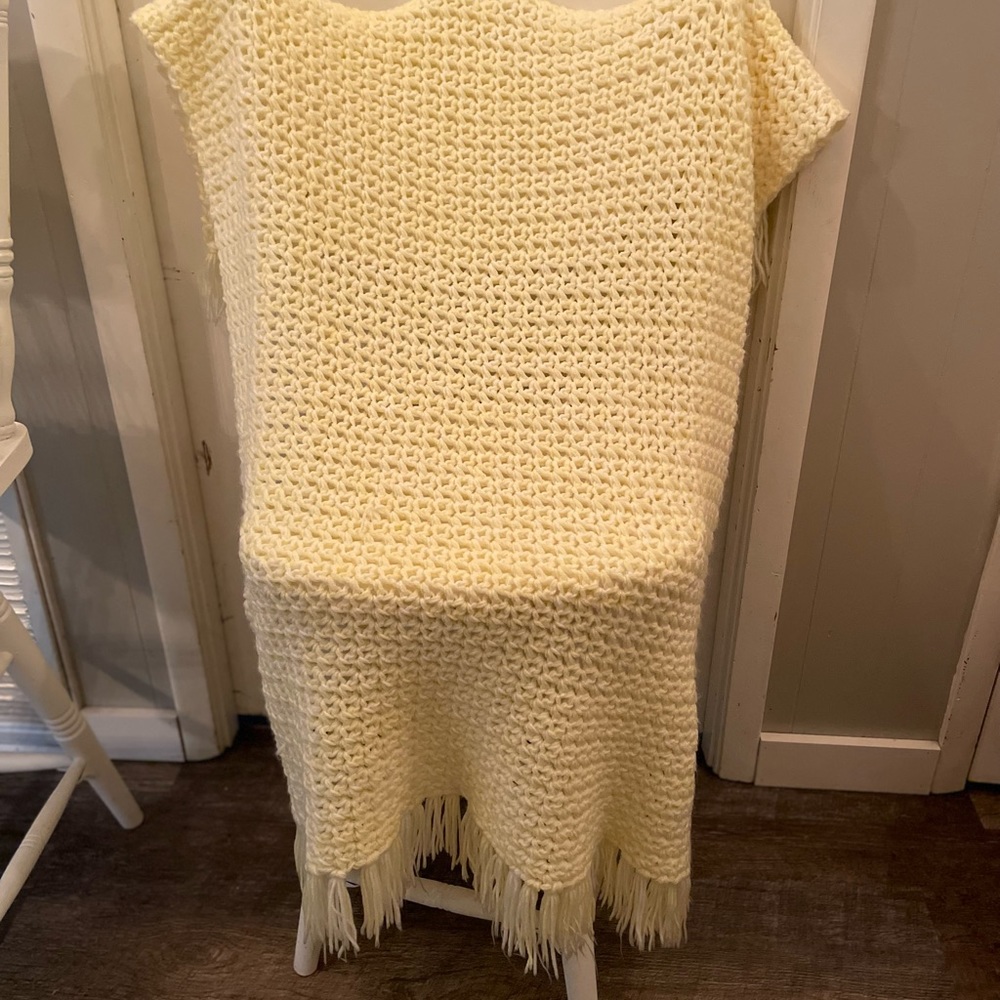 Vintage Retro handmade Crochet baby or child’s blanket afghan yellow white 1970s